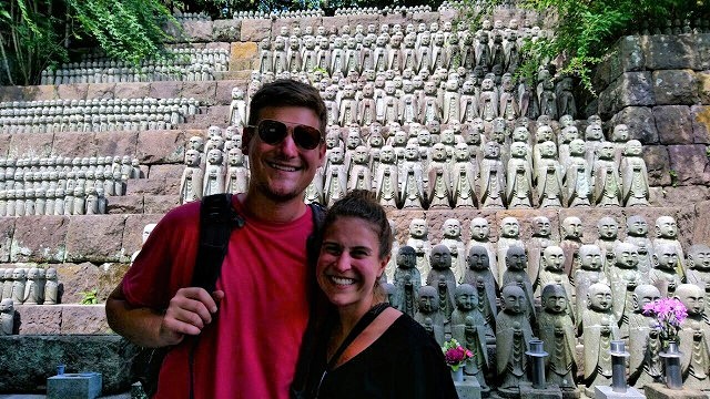 An American Couple Walks around Kamakura