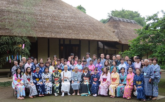 International　Participants Enjoy Japanese Culture While Wearing Yukata