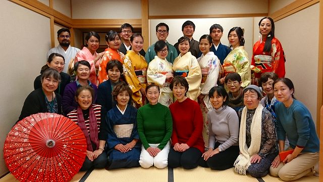 JICA Yokohama Participants Experienced Wearing Kimono